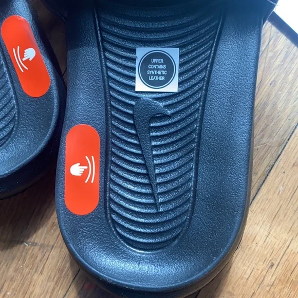 NIKE Victori One Women's Slide Slip On Sandal Black/Metallic Red Bronze - Picture 7 of 9